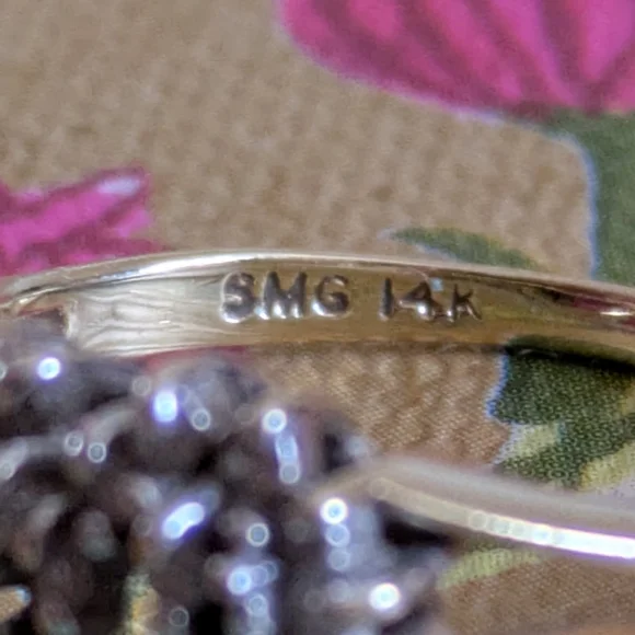 Kay Jewelers 14k Gold with Diamonds Heart Ring Vintage - Picture 3 of 4